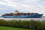 EMMA MAERSK , Containerschiff , IMO 9321483 , Baujahr 2006 , 397.71 × 56.4m , 15500 TEU ,  10.09.2017 Grünendeich