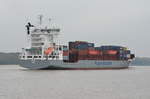 Beate, Container Unifeeder Schiff, Heimathafen Hamburg. IMO: 9333345. Am 26.09.17 auslaufend bei Wedel.