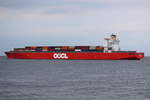 OOCL MONTREAL , Containerschiff , IMO 253739 , Baujahr 2003 , 293.99m × 32.32m , 4402 TEU , bei der Alten Liebe Cuxhaven am 08.09.2018 