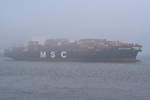 MSC ELODIE , Containerschiff , IMO 9704972 , 8800 TEU , Baujahr 2015 , 299.97 × 48.23m ,  06.11.2018  Alte Liebe Cuxhaven