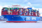 COSCO SHIPPING UNIVERSE , Containerschiff , IMO 9795610 , 21237 TEU , Baujahr 2018 , 399.9 × 58m , 11.03.2019 , Grünendeich