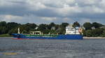 MERGUS (IMO 9503914) am 21.8.2019, Hamburg auslaufend, Elbe Höhe Övelgönne /

Asphalt/Bitumen-Tanker / BRZ 4.657 / Lüa 99,9 m, B 15,86 m, Tg 6,34 m / 1 Diesel, Wartsilä 6L32, 4.000 kW (5.435 PS), 14 kn / gebaut 2012 in China / Eigner: Frederi Beta Shipmanagement Ltd., Schweden, Reederei+Manager: Nynas AB, Stockholm, Schweden / Flagge: Zypern, Heimathafen: Limassol /