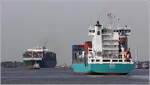 Schiffsverkehr auf der Elbe in Hamburg. 07.10.2019