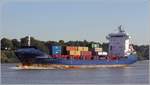Die 2007 gebaute CONMAR GULF (IMO 9341964) ist auf der Elbe in Hamburg unterwegs. Sie ist 129,56 m lang und 20,60 m breit, hat eine GT/BRZ von 7.545, eine DWT von 8.146 t und eine Kapazität von 698 TEU. Heimathafen ist Madeira (Portugal). Frühere Namen: LOMUR, JRS CASTOR, JRS ALSTER. 07.10.2019