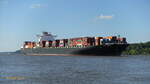 NYK VESTA (IMO 9312808) am 15.9.2023, Hamburg einlaufend, Elbe Höhe Övelgönne /

Containerschiff / BRZ 97.825 / Lüa 338,17 m, B 45,6 m, Tg 14,52 m / 9.012 TEU / 1 Diesel, 68.660 kW (93.358 PS),max. 24,5 kn / gebaut  2007 bei Hyundai Heavy Industries Co. Ltd., Ulsan, Südkorea / Eigner:  'NYK VESTA' Corporation, Panama City, Panama / Flagge + Heimathafen: Panama / 