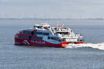 HALUNDER JET , Fahrgastschiff , IMO 9825295 , Baujahr 2018 , 56.4 x 14 m , 680  Passagiere ,Cuxhaven - Alte Liebe , 06.04.2025 ,