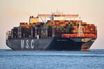 MSC MIRJA , Containerschiff , IMO 9767376 , Baujahr 2016 , 400 x 59 m , 19200 TEU , 06.04.2025 , Cuxhaven - Alte Liebe ,