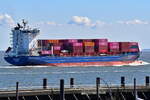 ESSENCE , Feederschiff , IMO 9491496 , Baujahr 2011 , 168 x 25,6 m , 1436 TEU ,  Cuxhaven - Alte Liebe , 07.04.2025 ,
