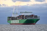 EVER ACT , Containerschiff , IMO 9893905 , Baujahr 2021 , 399.9 x 61,5 m , 23992 TEU , 07.04.2025 , Cuxhaven - Alte Liebe , 
