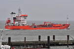 JOHN AUGUSTUS ESSBERGER , Tanker , IMO 9404364 , 119 / 16 m , Baujahr 2010 ,  Cuxhaven - Alte Liebe , 11.04.2025 ,