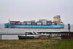 LAURA MAERSK , Feederschiff , IMO 9944546 , Baujahr 2023 , 172 x 32 m , 2100 TEU , 11.04.2025 , Cuxhaven - Alte Liebe , 
