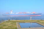 MAERSK PUEBLO , Containerschiff , IMO 9306172 , Baujahr 2006 , 304.13 x 40 m , 6541 TEU , Cuxhaven - Alte Liebe , 12.04.2025 , 