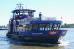 HADAG Hafenfähre WILHELMSBURG (ENI 04806970) auf der Norderelbe.