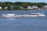 Reederei Rainer Abicht, FGS KLEIN ROMY, ENI 04814540. Auf der Elbe bei Hamburg-Finkenwerder am 18.08.2025.