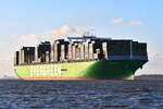 EVER GENIUS , Containerschiff , IMO 9786815 , Baujahr 2018 , 400 x 59 m , 20388 TEU , Lühedeich 08.04.2026