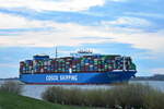 CSCL MARS , Containerschiff , IMO 9467287 , Baujahr 2011 , 366 x 52 m , 14074 TEU , Lühedeich 09.04.2026 