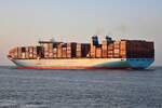 MAJECTIC MAERSK , Containerschiff , IMO 9619919 , Baujahr 2013 , 399 x 60 m , 18270 TEU , 16.04.2026 , Alte Liebe Cuxhaven