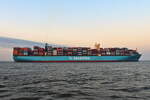 MAREN MAERSK , Containerschiff , IMO  9632129 , Baujahr 2014 , 399 x 60 m , 18340 TEU , Cuxhaven-Alte Liebe , 26.05.2026