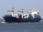 Containerschiff CSAV PERU (IMO: 9158501 oder 9158475) L 207 m, B 29 m; Flagge: Marshall Islands; Baujahr 1998, Volkswerft Stralsund, auf der Elbe bei Blankenese in Richtung Hamburg, 16.04.2009
