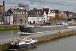 ADRIANA; GMS; ENI 02104621; L 84,60 m; B 8,50 m; 1805 T; BJ 1973; EX Name CAROLA JOHANNES, zu Tal durch Maastricht auf der Maas. 10.2025 ADRIANA; GMS; ENI 02104621; L 84,60 m; B 8,50 m; 1805 T; BJ 1973; EX Name CAROLA JOHANNES, zu Tal durch Maastricht auf der Maas. 10.2025