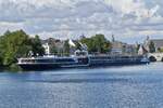 KGFS AVALON IMPRESSION, ENI 02335436, L 135 m, B 11,45 m, Passagiere max 168, am Ufer der Maas in Maastricht.