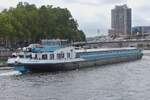 GMS REVENGE, L 85 m, B 10 m, 1200t, , ENI 02313457, Heimathafen Brugge (B), zu Berg auf der Maas in L�ttich.