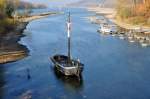 Aalschokker  Aranka , ehemals Aalfngerboot auf dem Rhein, auf dem Liegeplatz bei der Halbinsel Grafenwerth bei Bad Honnef (ist auf dem SatBild auch zu erkennen) - 15.11.2011