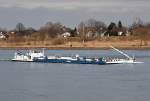 Tanker  Silvania , voll beladen auf dem Rhein bei Bonn - 21.02.2012 