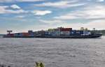 Schubverband mit Containern auf dem Rhein bei Oberkassel - 19.10.2013