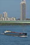 .GMS Letita, fährt auf dem Rhein an Köln vorbei.  11.04.2016