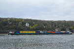 Der Schubverband CAMARO (ENI: 02314266) ist hier Anfang April 2021 auf dem Rhein bei Unkel zu sehen.