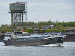 Anfang Mai 2021 war auf dem Rhein bei Duisburg der Pulvertanker HILDA (ENI: 03260143) zu sehen.