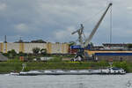 Das Tankmotorschiff RENSKE (ENI: 02320432) war Anfang Mai 2021 auf dem Rhein bei Duisburg zu sehen.