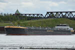 Anfang Mai 2021 war auf dem Rhein bei Duisburg das Tankmotorschiff SOMTRANS XXVII (ENI: 02336447) zu sehen.