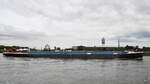 Im Bild das Gütermotorschiff LAVORANDO (ENI: 02307369), welches Anfang Mai 2021 auf dem Rhein unterwegs war.