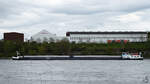 Im Bild das Gütermotorschiff BON VOYAGE (ENI: 02301455), welches Anfang Mai 2021 auf dem Rhein unterwegs war.