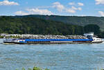 GMS WILLY mit Metallschrott auf dem Rhein bei Bad Hönningen - 14.08.2021