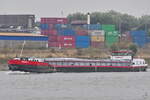 Das Gütermotorschiff NIEHL I (ENI: 04013850) auf dem Rhein, so gesehen Ende August 2022 in Duisburg.