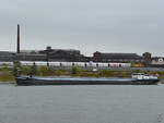 Das Gütermotorschiff SEMPER FI (ENI: 06004135) war Ende August 2022 in Duisburg zu sehen.