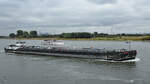 Auf dem Rhein bei Duisburg war das Tankmotorschiff GOYA (ENI: 02324166) unterwegs.
