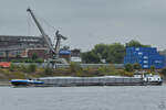 Ende August 2022 war in Duisburg das Gütermotorschiff URSEL (ENI: 04014810) zu sehen.