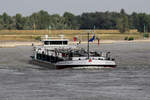 TMS MAIM-SPESSART (ENI:04801410) L.109,90 m B.10,50 m T.2281 Flagge Deutschland auf dem Rhein am 08.07.2022 zu Berg in Xanten.