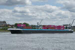 Das Containerschiff MAREA (ENI:02331459) legte Ende Mai 2025 einen kleinen Stop in Duisburg ein.