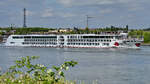 Ende Mai 2025 passierte das Flusskreuzfahrtschiff A-ROSA SENA (ENI: 02339241) den Duisburger Rheinpark.