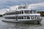Fahrgastschiff PETERSBERG (ENI 04306220) auf dem Rhein bei Königswinter am 23.07.2025.