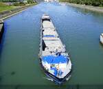 GMS Ninoko, ENI 06001931, rheinaufwärts vor der Schleuse Vogelgrün/Elsaß, Sept.2025