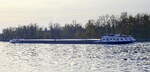 GMS Donata, ENI 02318860, rheinaufwärts vor Breisach, Heckansicht, Nov.2025