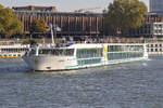MS ALENA (ENI: 02337442) auf dem Rhein in Köln am 19.10.2025