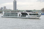 MS THURGAU PRESTIGE (ENI: 07001906) auf dem Rhein in Köln am 30.11.2025