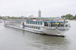 MS SWISS SPLENDOR (ENI: 02334836) auf dem Rhein in K�ln am 17.05.2026